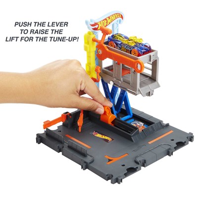 Hot Wheels Downtown Repair Station Track